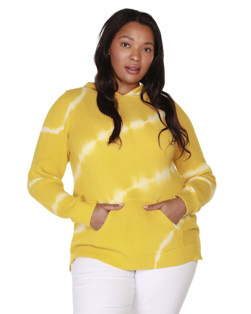 Front of a model wearing a size 1X Gracie Hooded Tie-Dye Sweater in Honey Gold/White by Belldini Black Label. | dia_product_style_image_id:285021